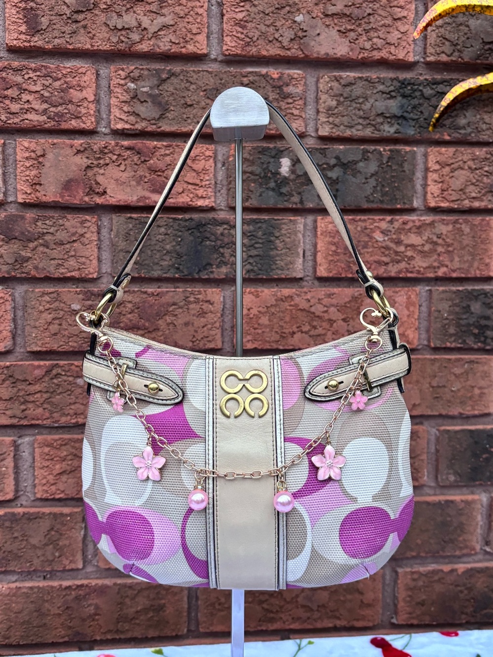 2010 Coach Collette Signature Scarf Print Shoulder Bag 44800
